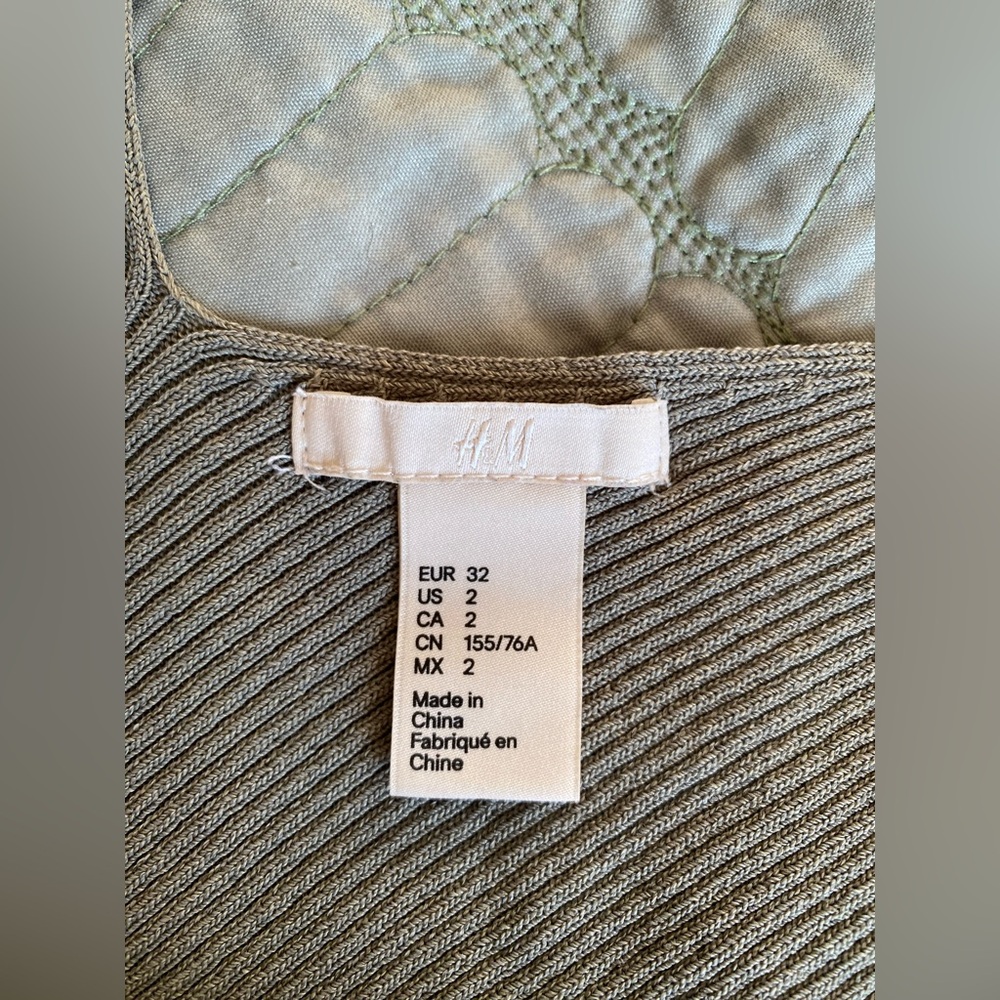 H&M Green Ribbed Knit Top